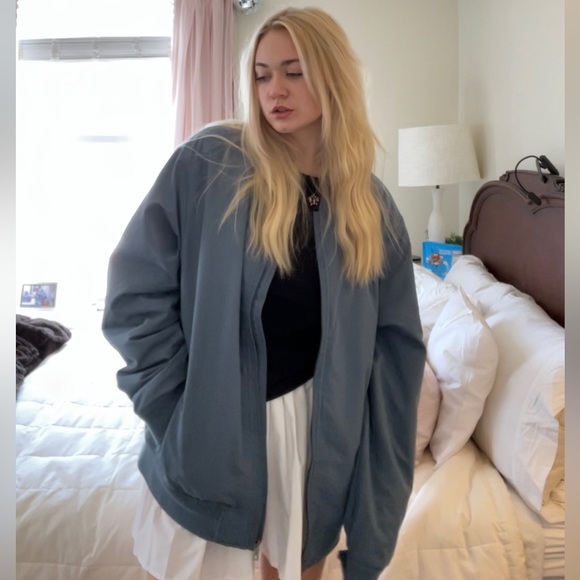 Timeless Old Navy Water Resistant Bomber Jack - Picture 3 of 8